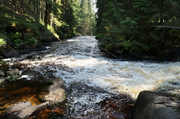 Река под градусом / Водопад