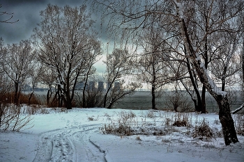 Наконец снег выпал. / ***