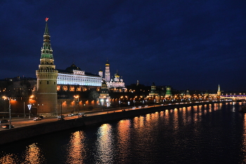 По ночной Москве / ***