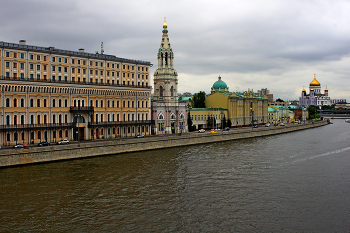 Софийская набережная / Софийская набережная Москва-реки. Август 2023.