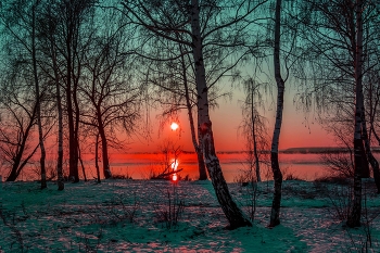 Брызжет свет во все просторы. / ***