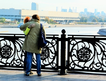 Остановись мгновенье - ты прекрасно ... / "Поминутно видеть вас,
Повсюду следовать за вами,
Улыбку уст, движенье глаз
Ловить влюбленными глазами ..."
А.Пушкин