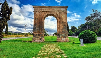  / Roda de Berà - Arc de Berà (monument romà) - Tarragonès