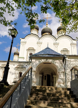 Храм кн. Владимира в Старых Садех. / ***