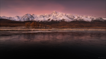Предрассветный Джангысколь / Горный Алтай.
Озеро Джангысколь.
© phototravel.pro