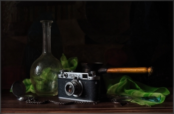 .... "Этюд с фотоаппаратом" ..... / предметная композиция