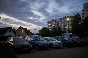 Вечер во дворе / ***