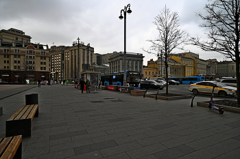 Театральная площадь / Театральная площадь в Москве. Ноябрь 2023.