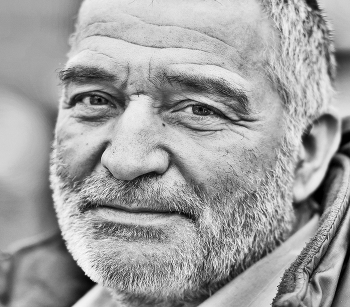 &quot;В былые дни и я пережидал холодный дождь ...&quot; / ***