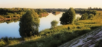 Окские пенаты / Вечерний сюжет с берега Оки. Июнь 2013 год. Подмосковье.