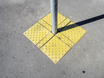  / /\/\/\/\