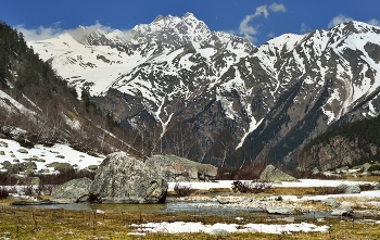 Весна в горах / Джалпакол ,висячая долина
