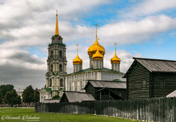 На территории Тульского кремля. / ***