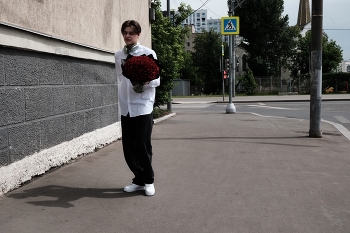 Повод / ***