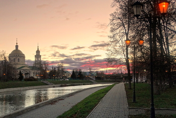 Осенний вечер в городе / Осенний вечер в городе