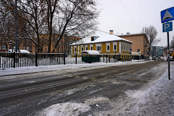 Товарищеский переулок / Товарищеский переулок в Москве. Февраль 2024.