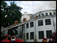 09.06 / "В центре Минска горела бывшая областная детская больница"