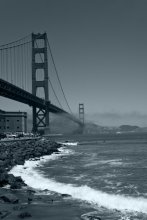 The fog and the bridge / The famous SF fog is about to cover the GG bridge