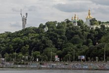 Июньский Киев / Вид с реки