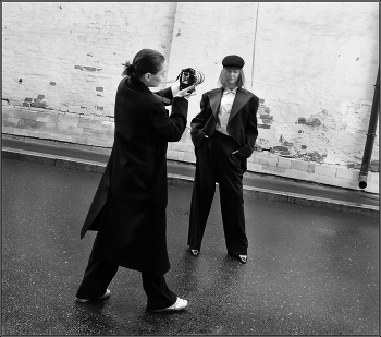 ...... Будни фотографа ..... / уличный сюжет