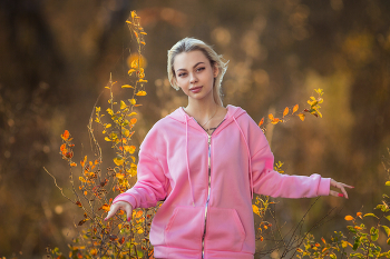 Елизавета. / Фотосессия в берёзовой роще. И никакой логики листьев.
