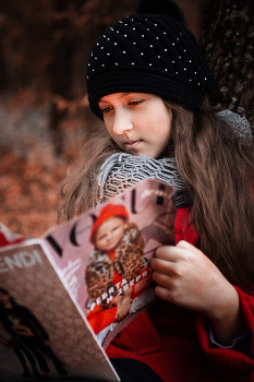 Вика_5. Осенняя фотосессия. / Осенняя фотсессия с девочкой в парке.
