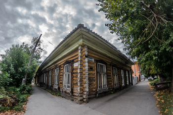 &nbsp; / На углу улиц Горького и Пушкина...