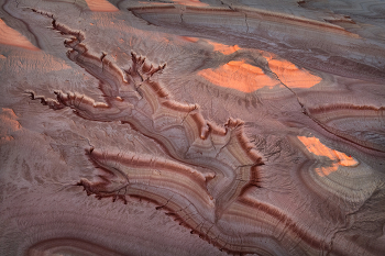 &quot;Красный Каньон - Мангистау&quot; / Каньон сформирован глинами разных цветов. Западный Казахстан, Мангистау