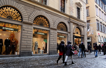 По улице во Флоренции / По улице во Флоренции