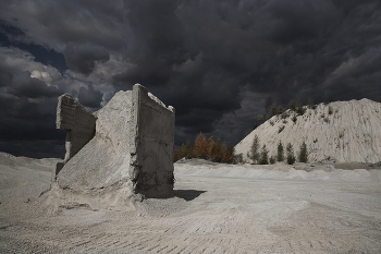 Куб / В карьере