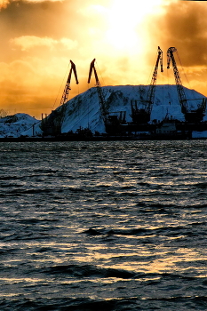 **Ноябрьским вечером.* / *Томская область.**