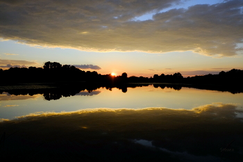 Закат. / Озеро Сосновое.
