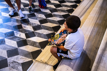 Сверху - вниз / ....