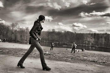 Торопливая... / Лица в парке.