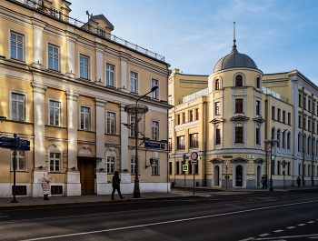 Воздвиженка / Московские зарисовки