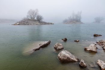 Первые морозы. / легкий мороз и первые льдинки