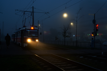 светает / ***