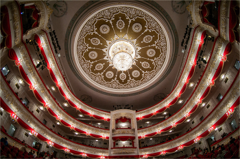 Антракт / ***