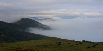Рассвет в горах / Актопрак