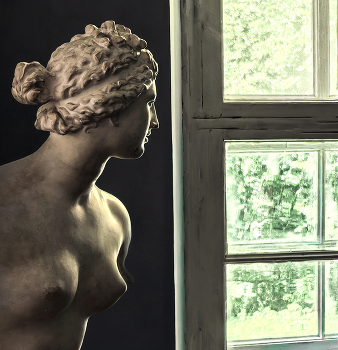 А за окном... / Посещение старинной усадьбы. Ни что человеческое богиням не чуждо.