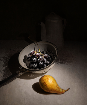 груша и дуршлаг / груша и дуршлаг