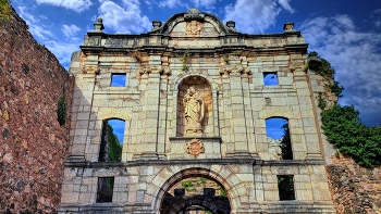 &nbsp; / Scala Dei - cartoixa (façana de la Mare de Déu) - Priorat