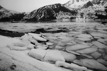 Пейзаж со взломом / ***