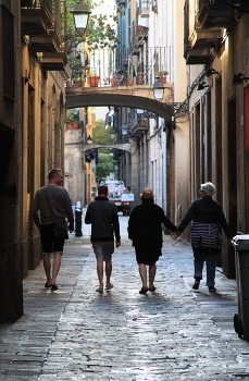 По улочкам Барселоны / ***