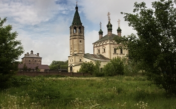 Окрестности старого города С. / Серпухов, май 2023 год.