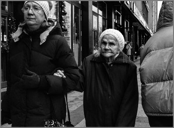 ....Мама ..... / уличный сюжет