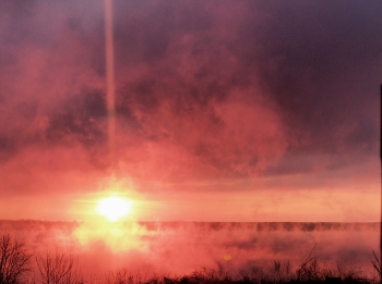 луч солнца золотого / рассвет,туман над Волгой