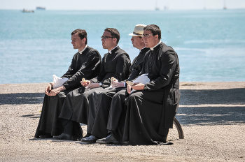 Перекус / ***