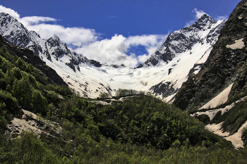Ущелье Псыш / Кавказ, Домбай. Май