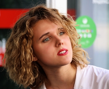 Уличный портрет / ***